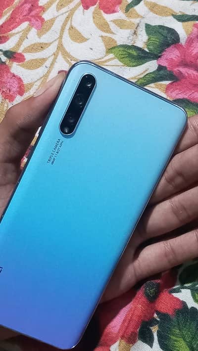 Huawei Y8p Front Finger