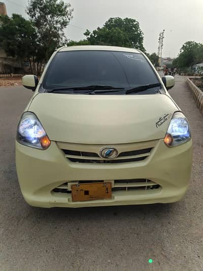 Daihatsu Mira 2012