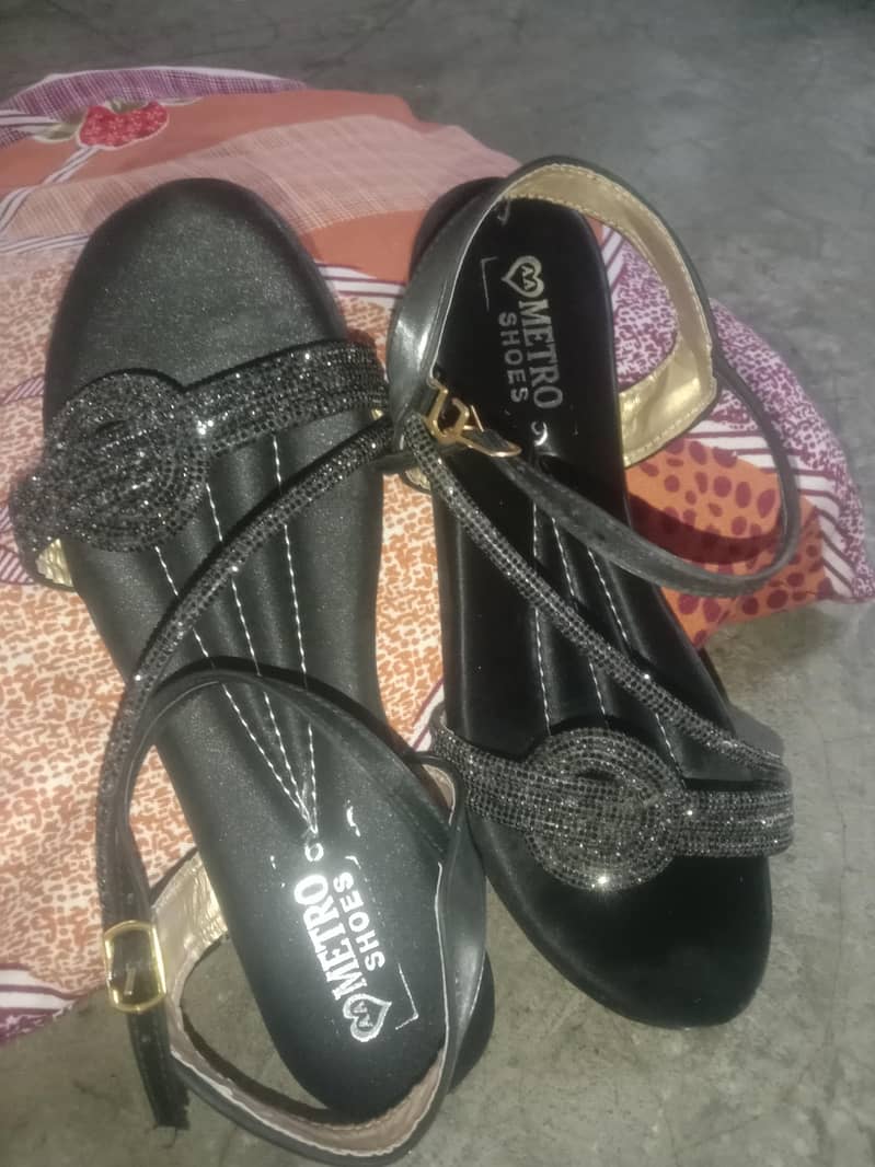 sandal 1