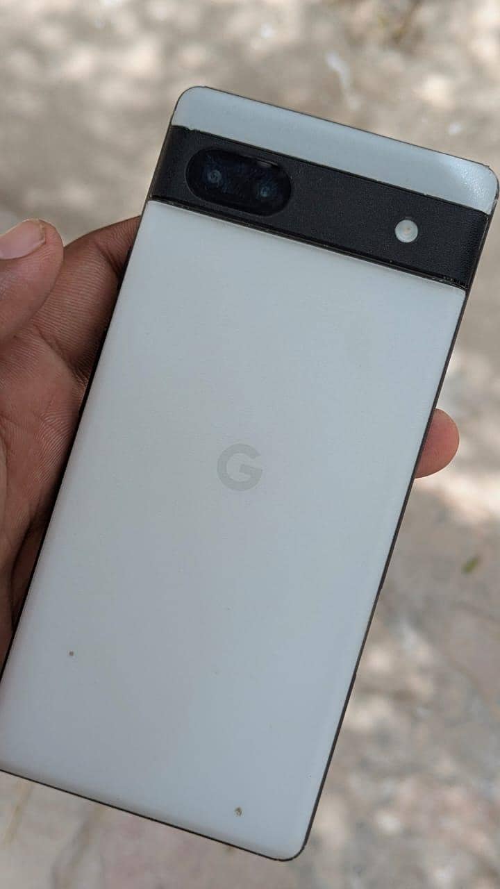 Google Pixel 6a 5