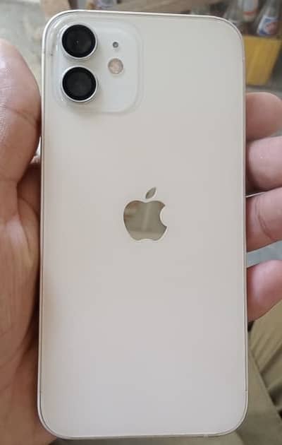 Apple iPhone 12