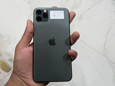 Apple iPhone 11 Pro Max 256 gb battery health 95 Condition 10/10