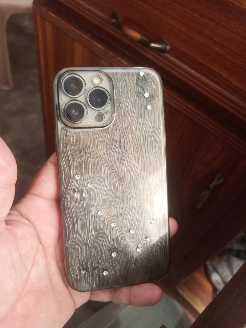 Iphone 13 pro max 1