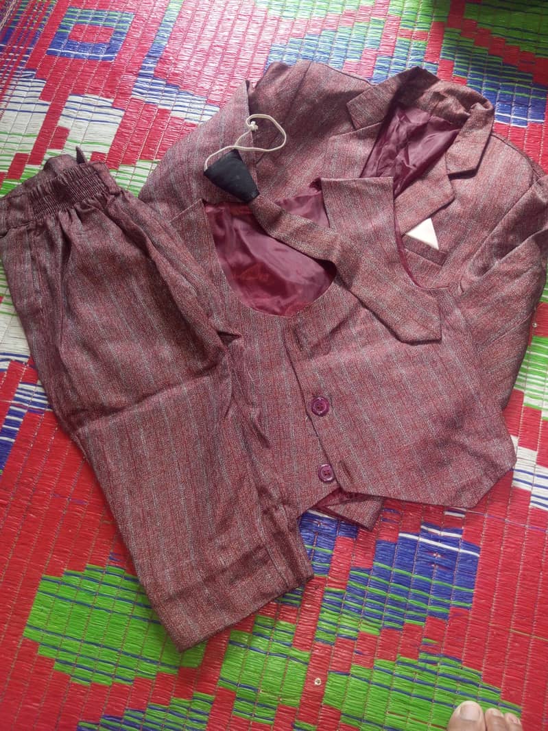 three piece 0