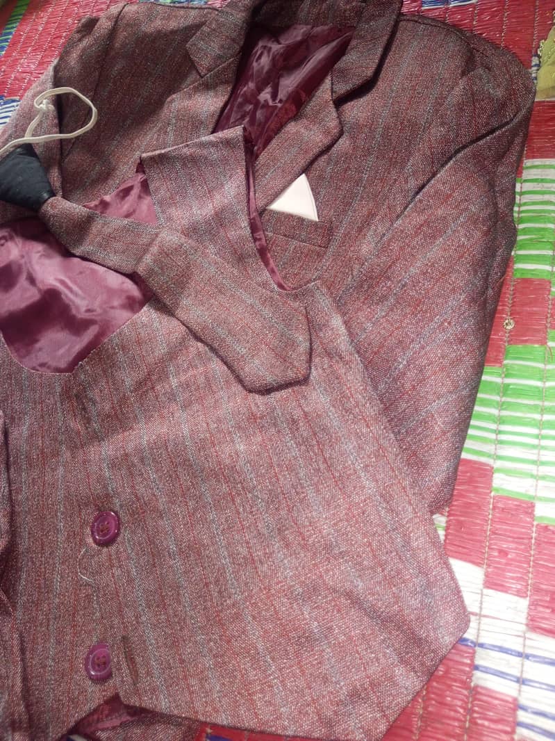 three piece 3