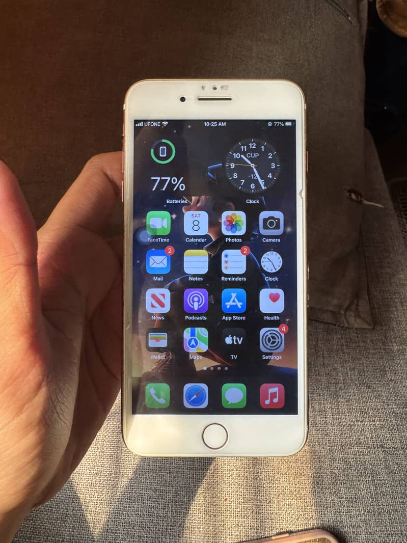 Apple iPhone 7 Plus 1