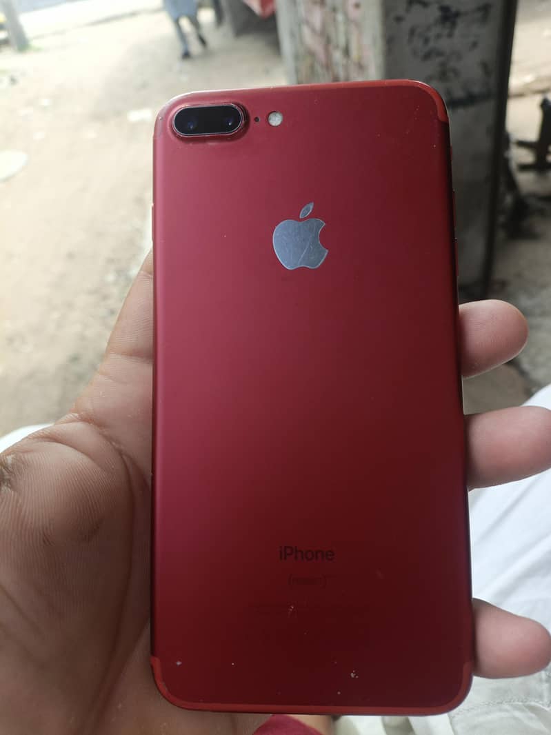 Apple iPhone 7 Plus 1
