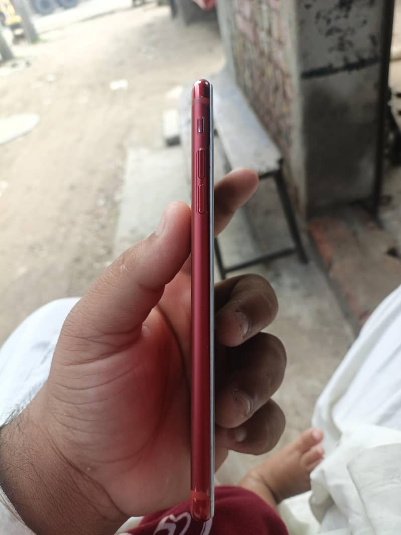 Apple iPhone 7 Plus 2