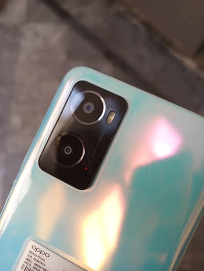 OPPO A76