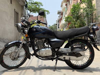 Suzuki gs 150