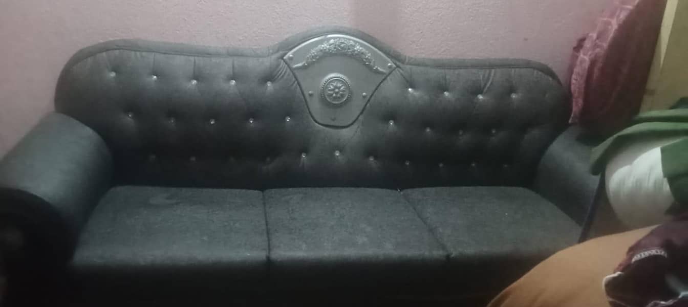 A sofa set 4