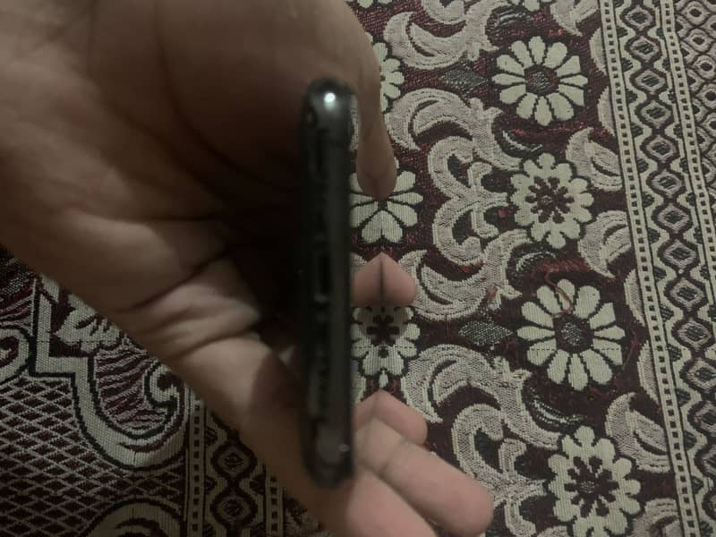 iPhone 11 Pro 5