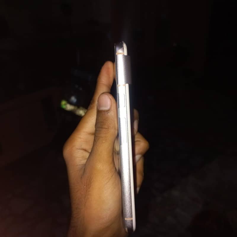 Google Pixel 8 5