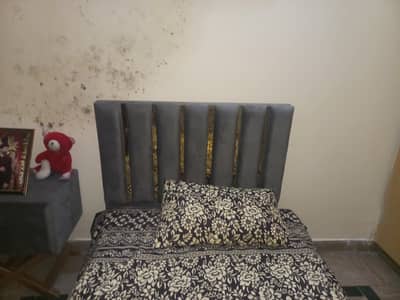 Single Bed And sahitable
