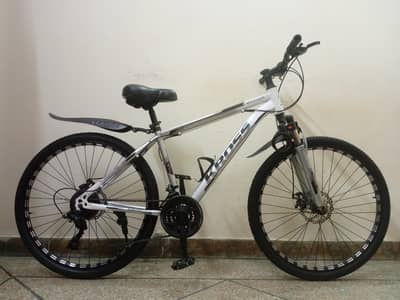 26 INCH IMPORTED GEAR CYCLE 6 MONTHS USED URGENT SALE 03265153155