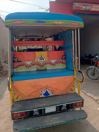 Tez raftar rickshaw