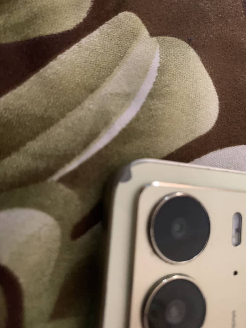 Realme C75 3