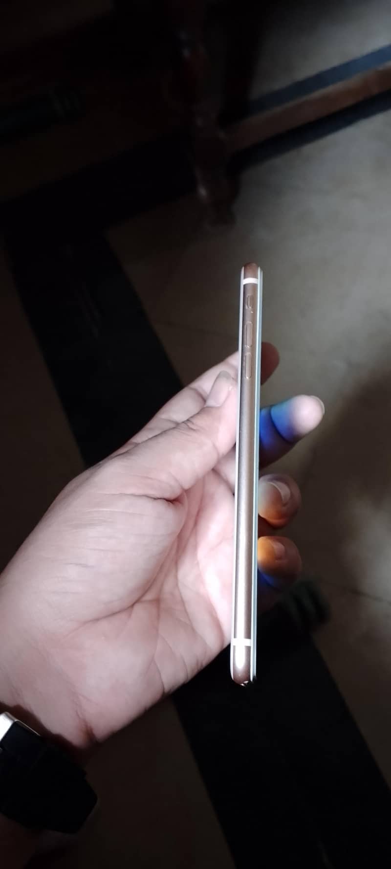 Apple iPhone 8 Plus 1
