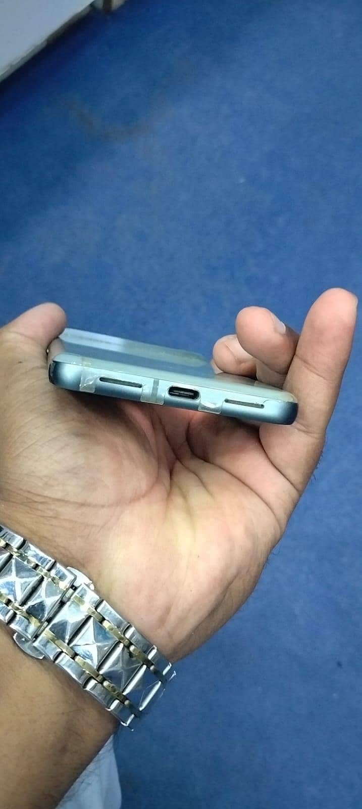 Google Pixel 8 2