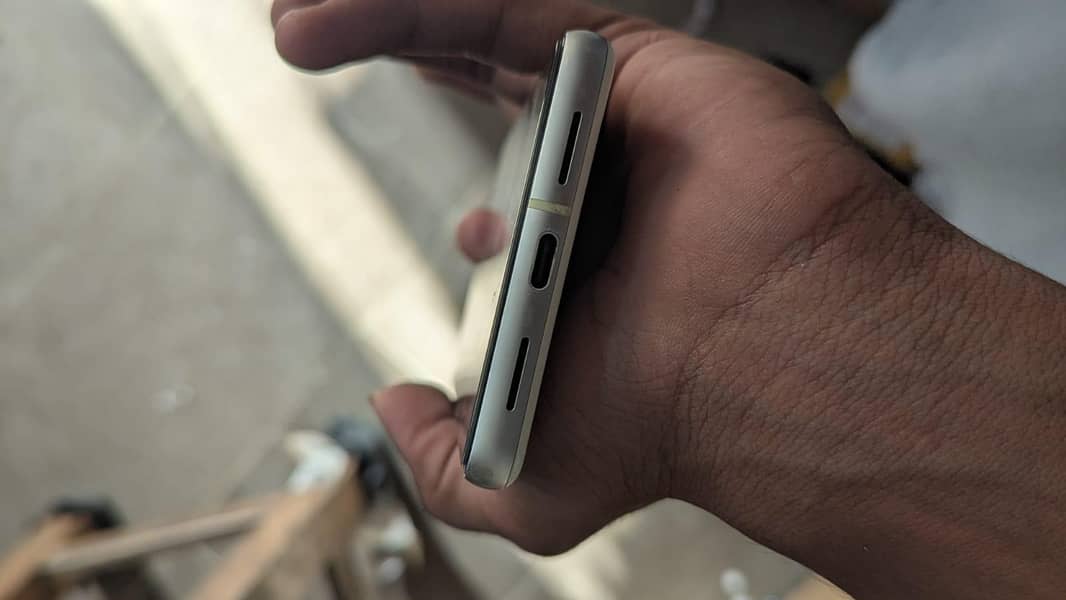 Google Pixel 7 3