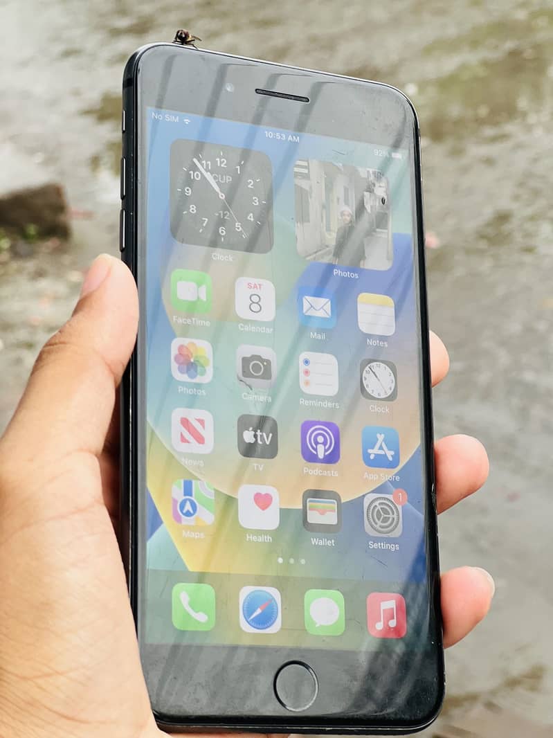 iPhone 8 Plus 3