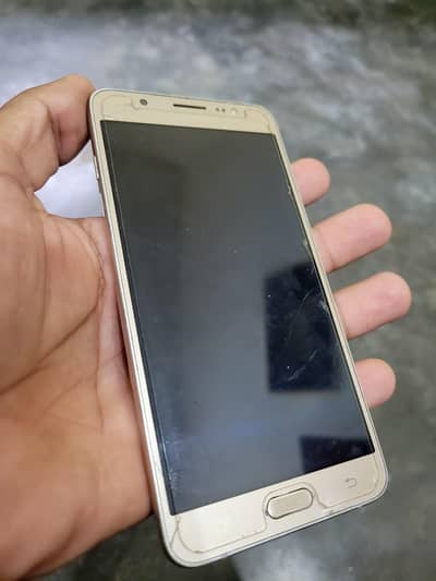 Samsung Mobile J7