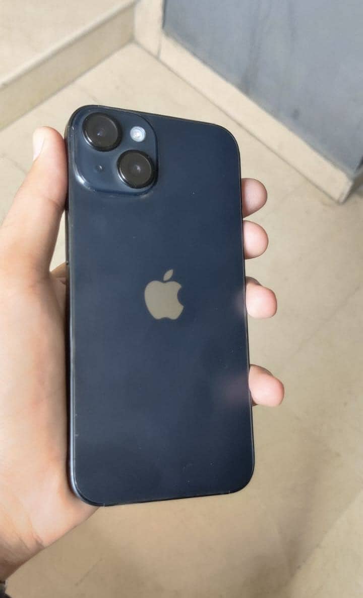 Apple iPhone 14 3
