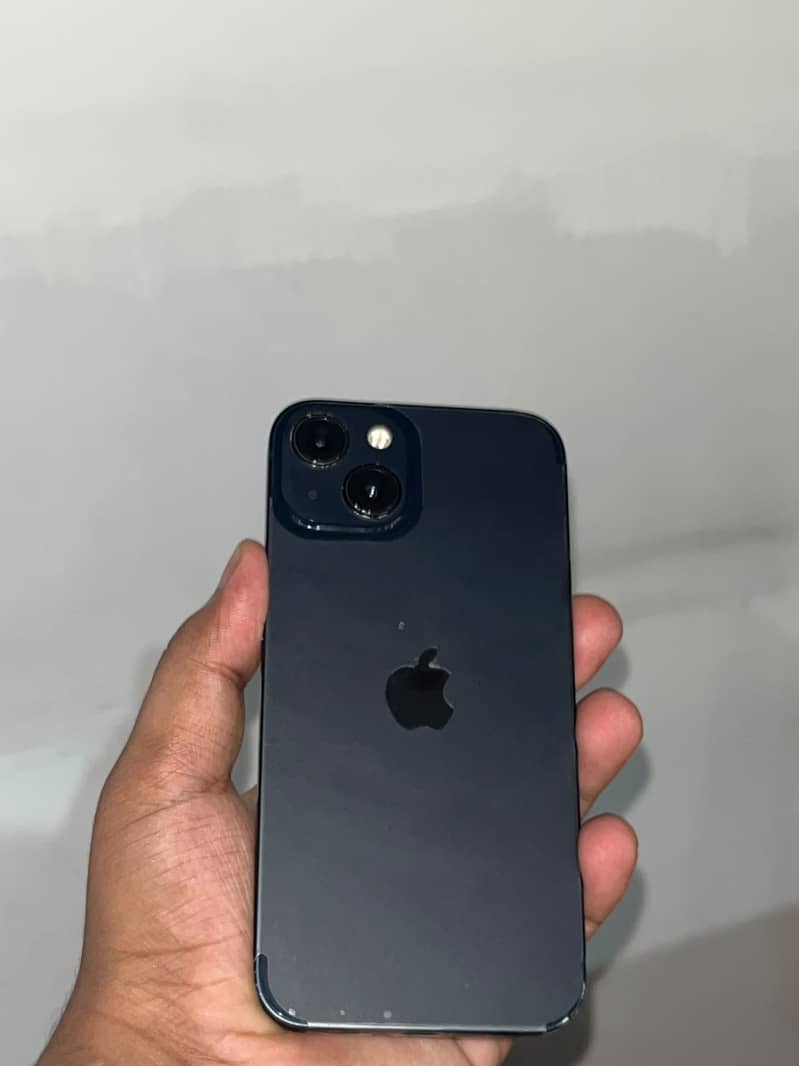 Apple iPhone 13 7