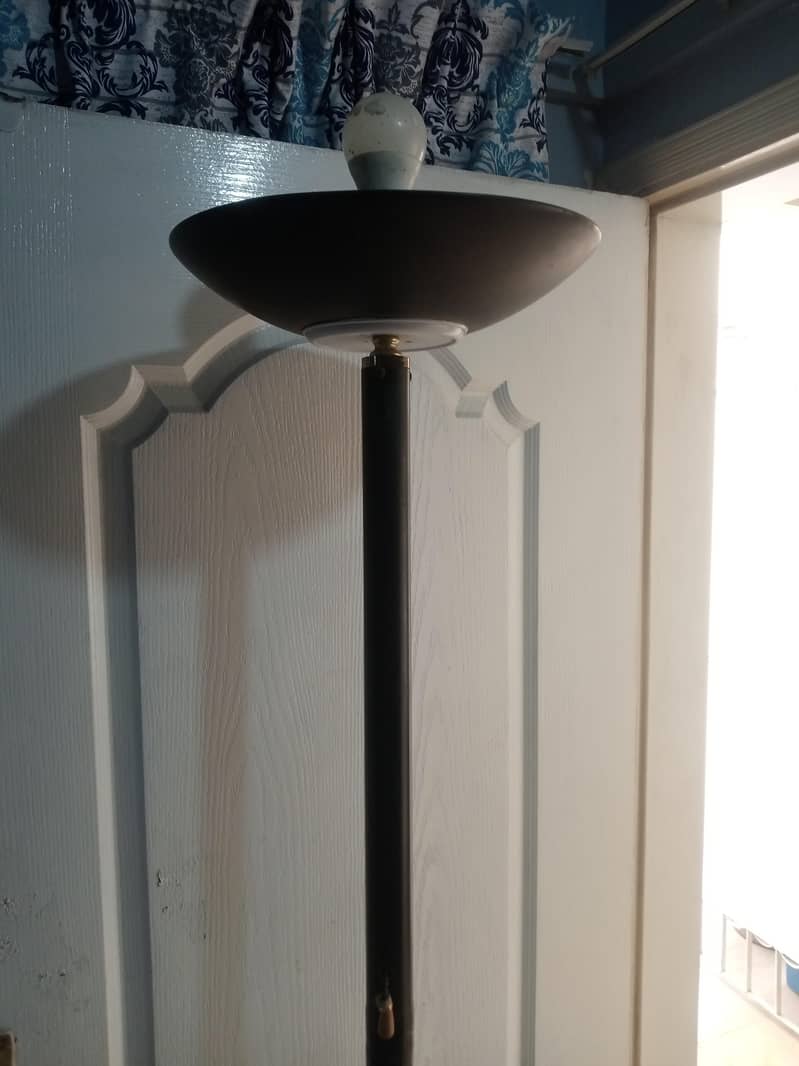 floor lamp 1