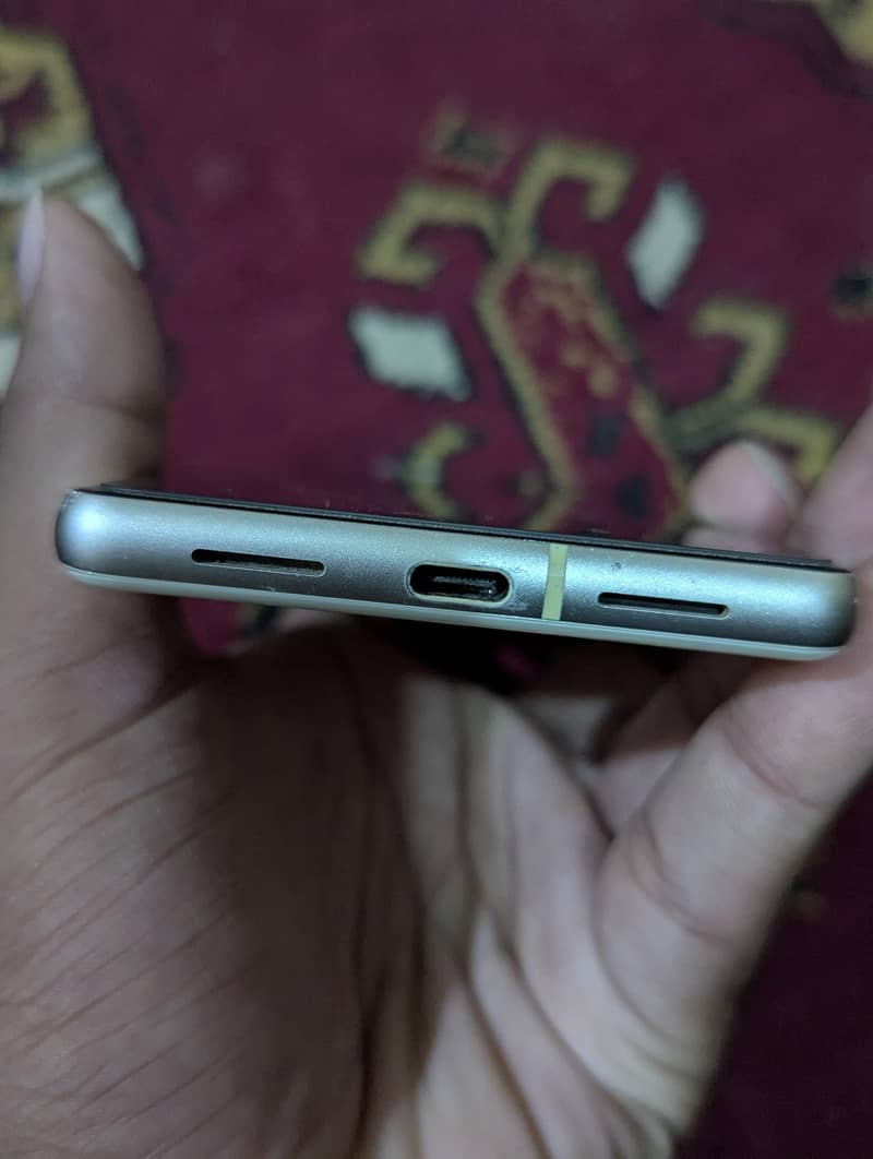 Google Pixel 7 5