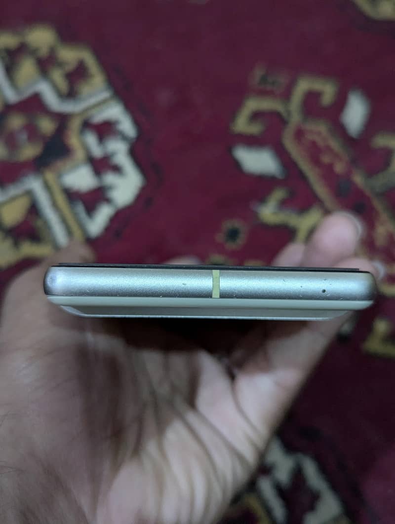Google Pixel 7 6