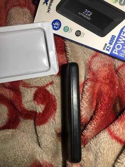 X 2-8000 power bank