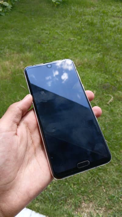 Aquos r3 6/128 10/9 (exchange Possible )