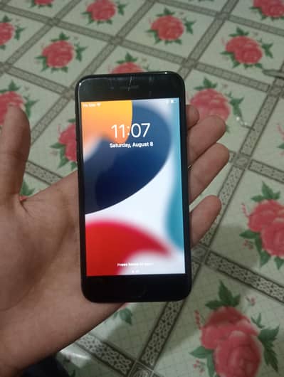 Apple iPhone 7