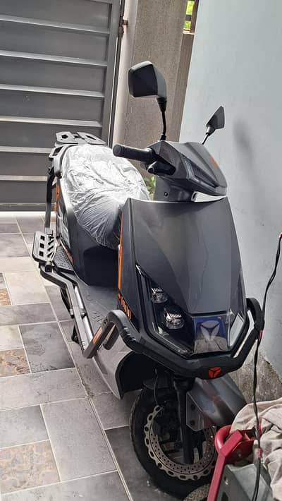 yadea brand T5L new grey