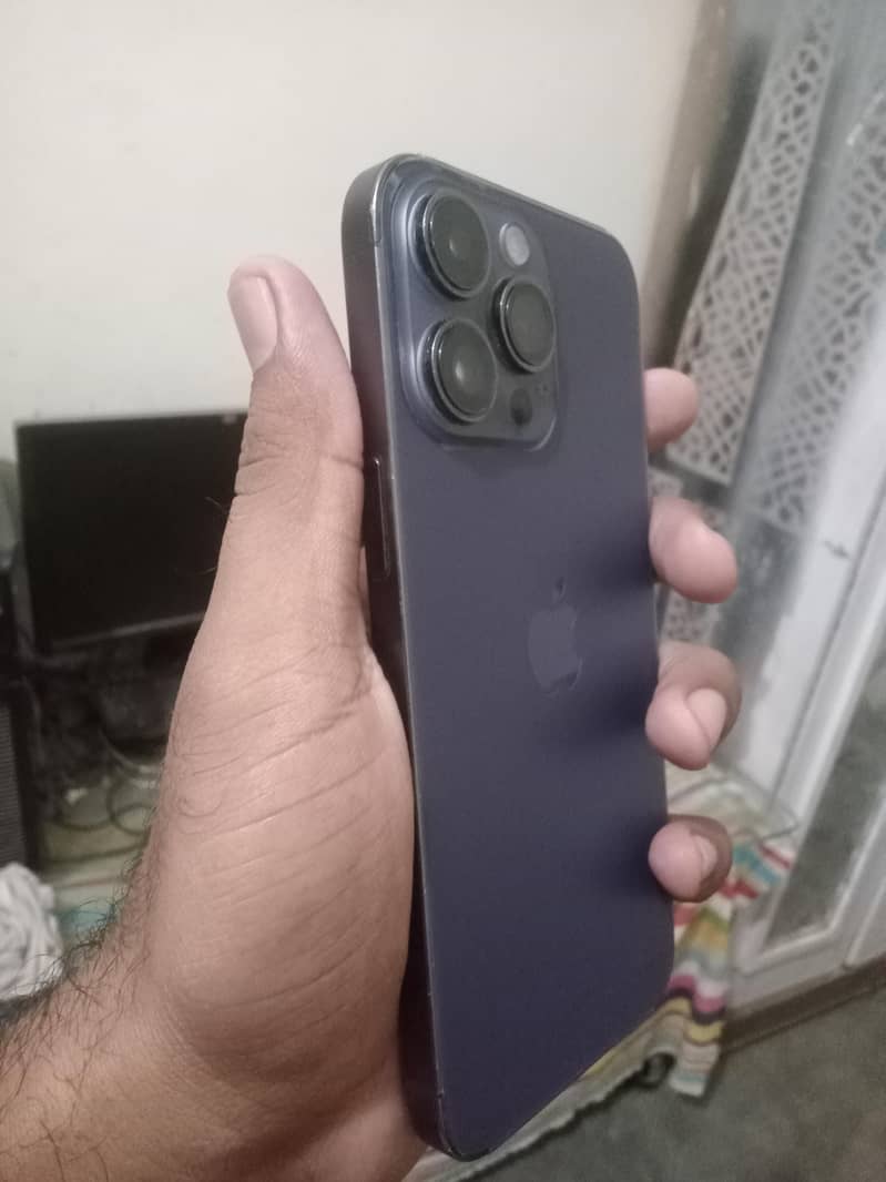 iphone 14 Pro Max 2