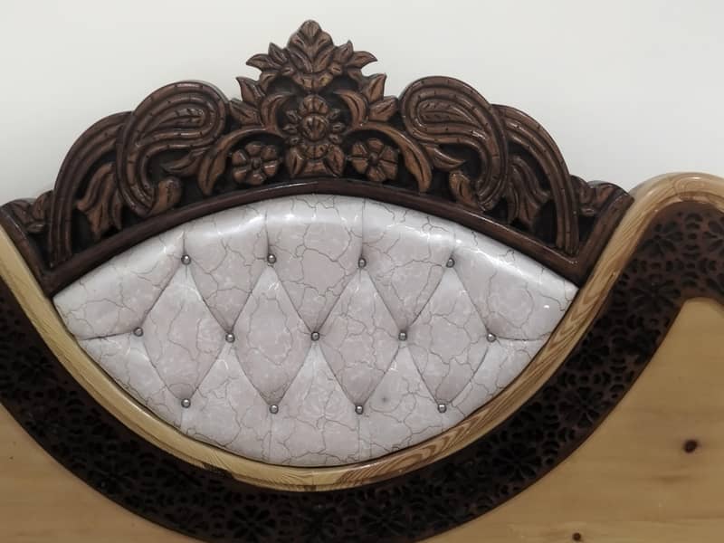 , 2 side table , 1 king side bed شادی کے لئے فل کمرہ سیٹ 9