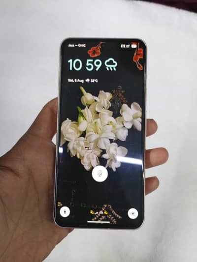 Google Pixel 8
