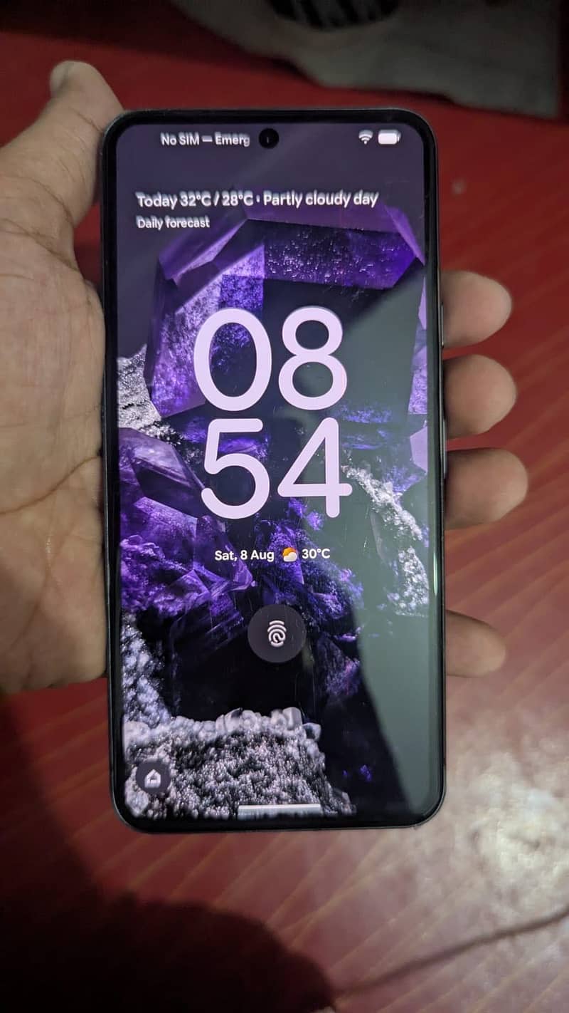 Google Pixel 8 4