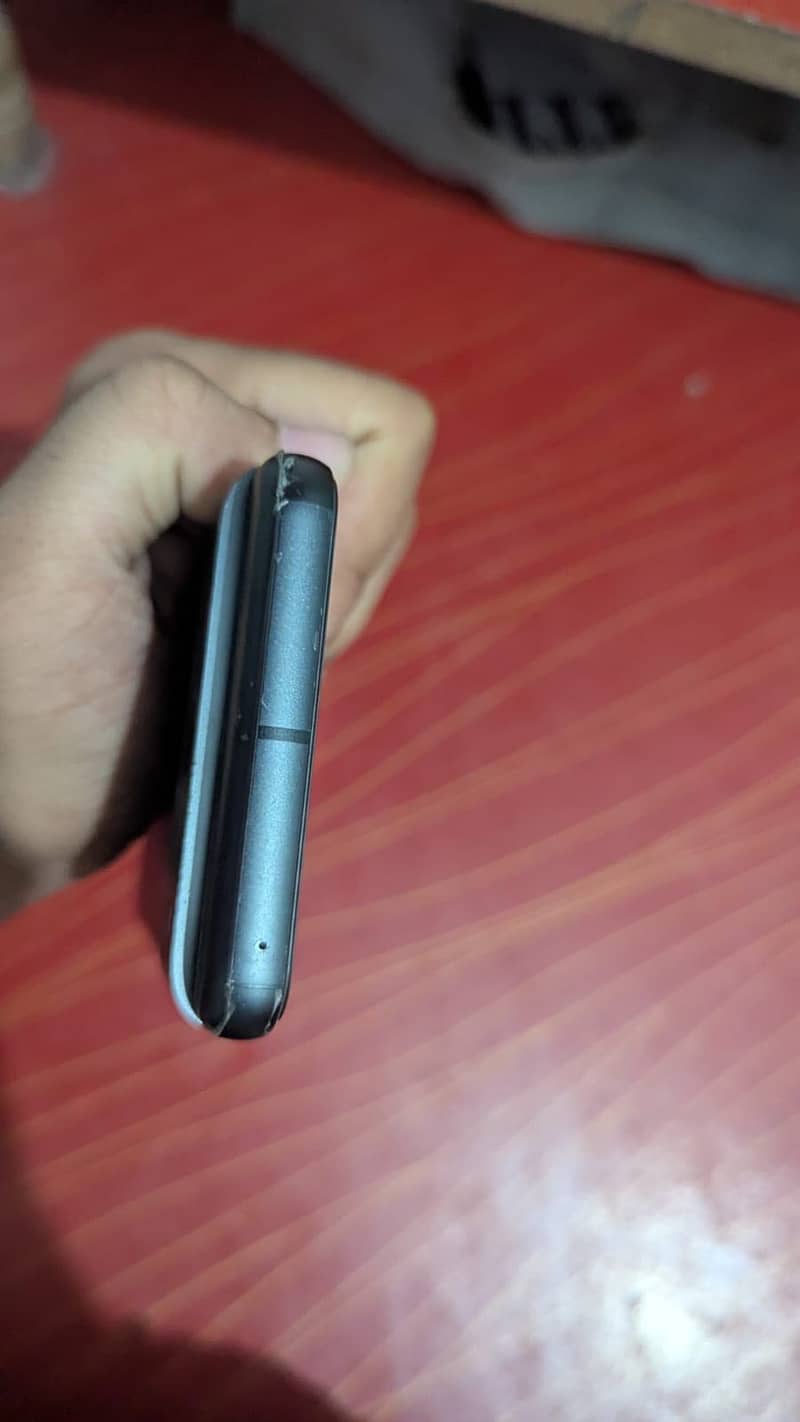 Google Pixel 8 5