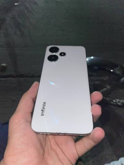 Infinix Hot 30 Play
