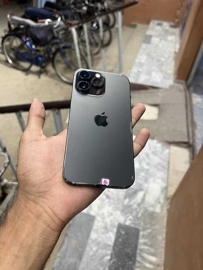 iPhone 14 Pro max 1