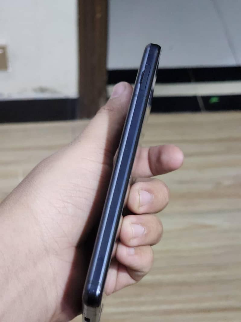 Sharp Aquos Sense 3