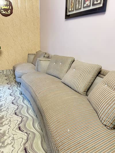 Complete sofa set