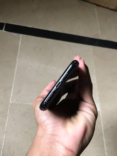 Apple iPhone XS