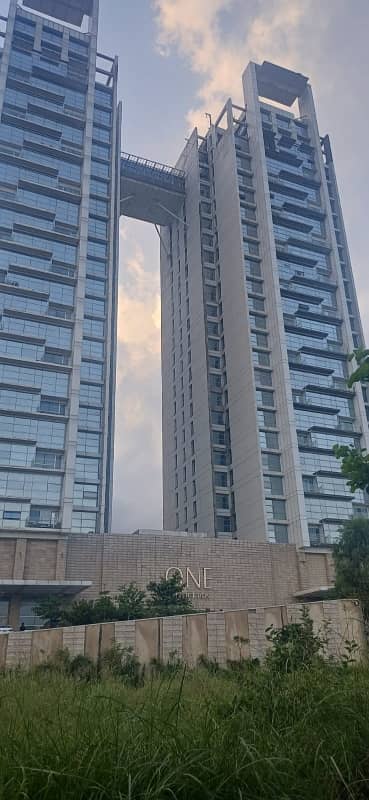 ONE CONSTITUTION AVENUE FURNISHED 3BED WITH SERVENT QUATER AND STORE FLAT FOR RENT