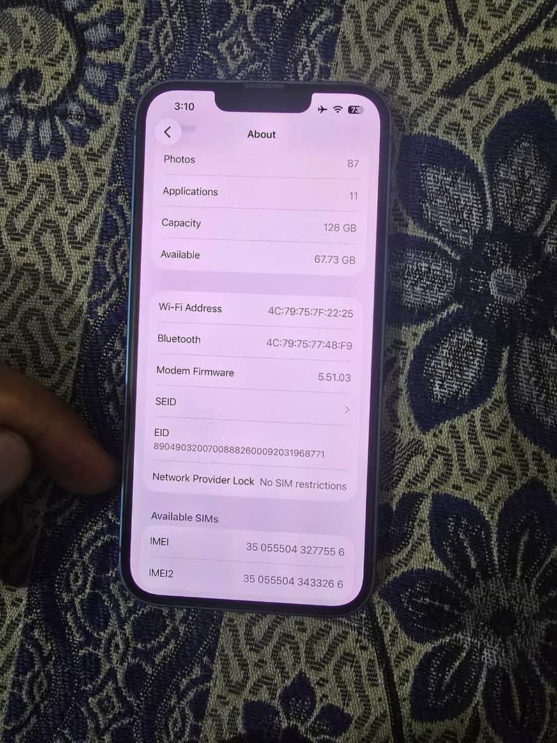 Apple iPhone 13 4