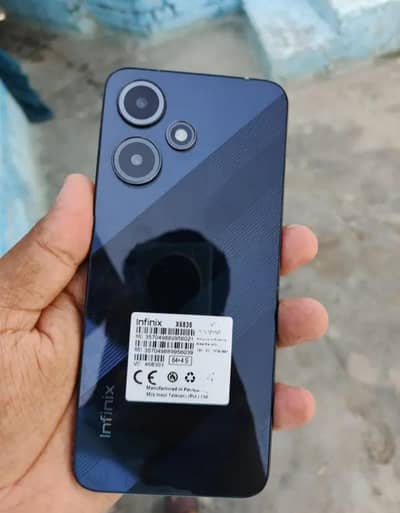 Infinix Hot 30 Play