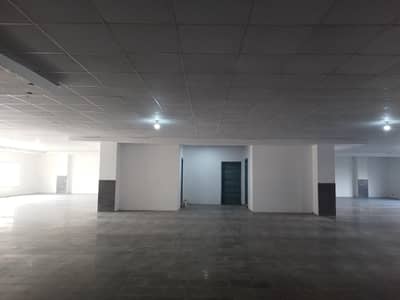 GULBERG ESTATE OFFER,10000 SQFT OFFICE FOR RENT MAIN BOULEVARD GULBERG III LAHORE