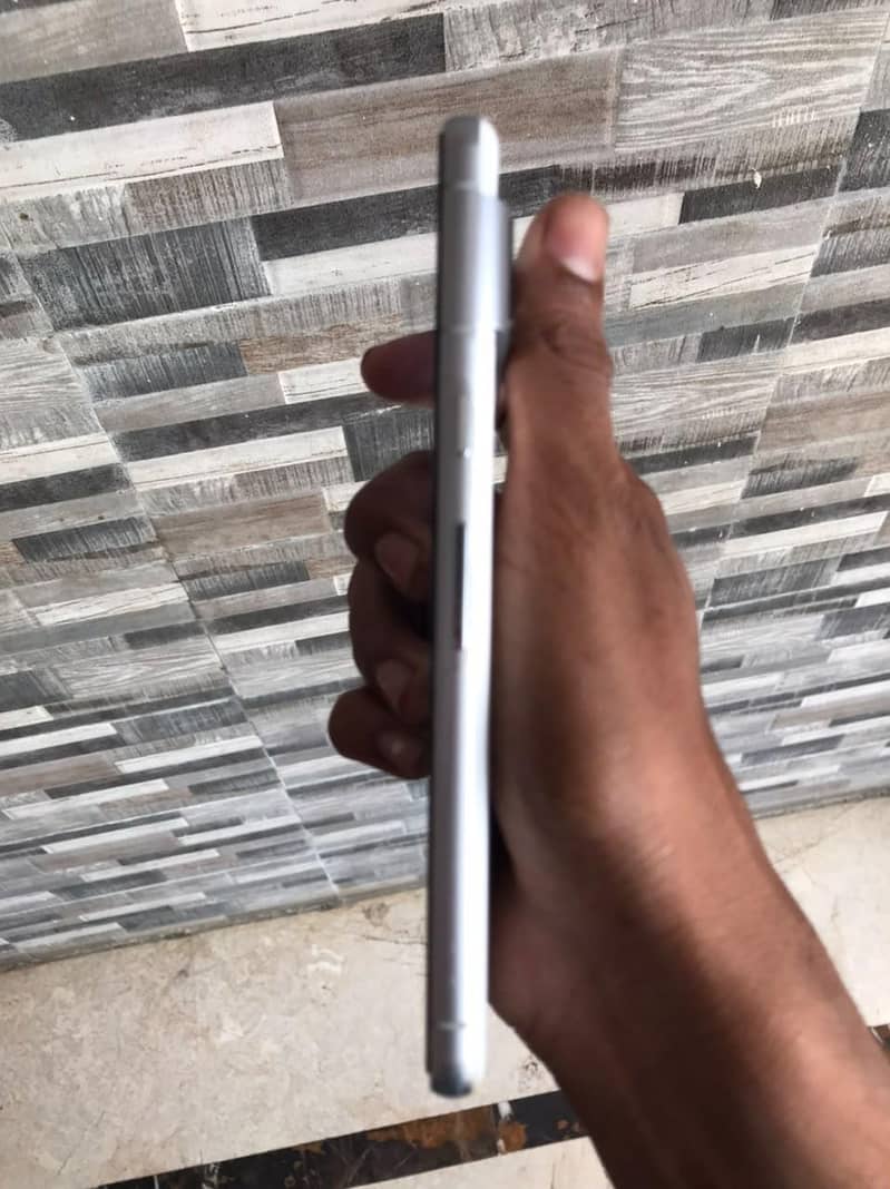 Google Pixel 7 5